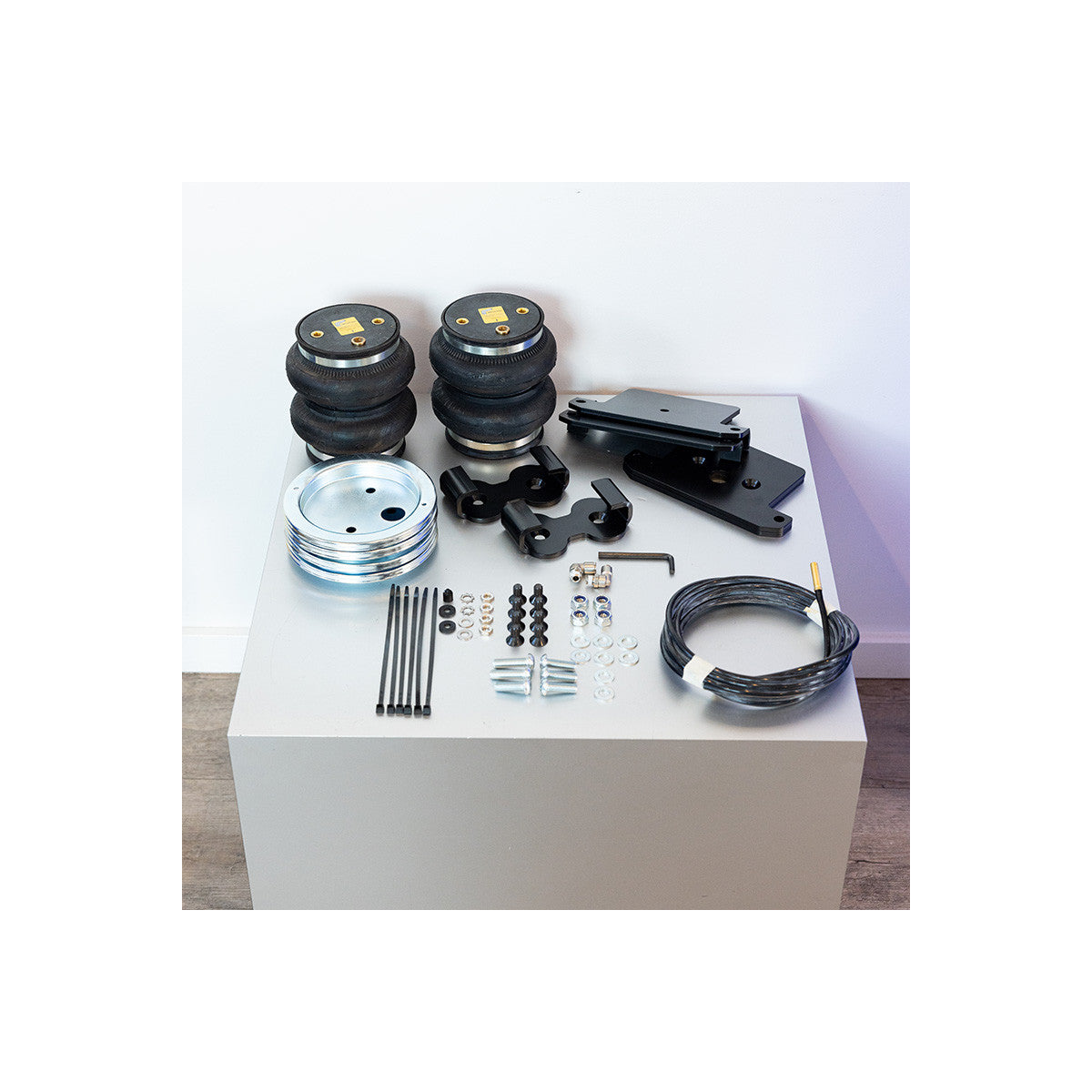 Ford Ranger Next-Gen (2022+) Polyair Double Bellow Airbags (0-1" Lift)