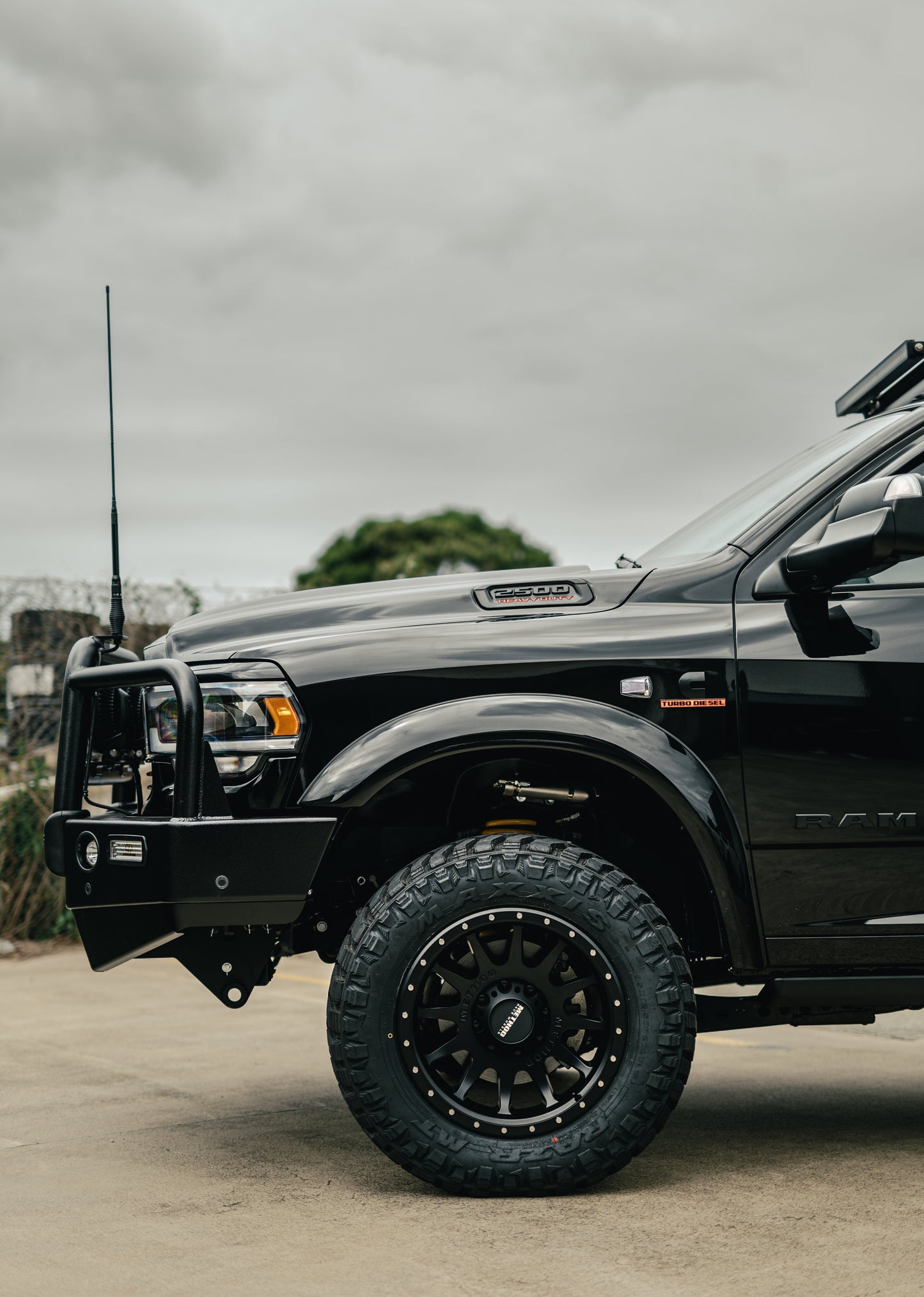 RAM 2500/3500 DJII 2" Bushwacker Smooth Flares